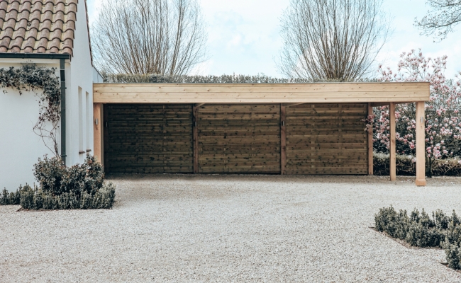 Moderne aanbouwcarport